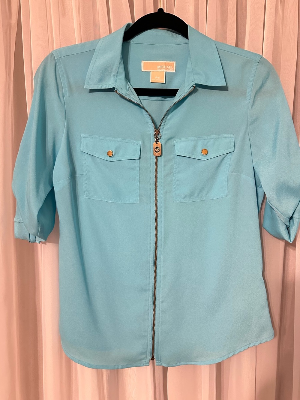MICHAEL Michael Kors Light Blue Zip-Front Roll Tab Sleeve Top size S
